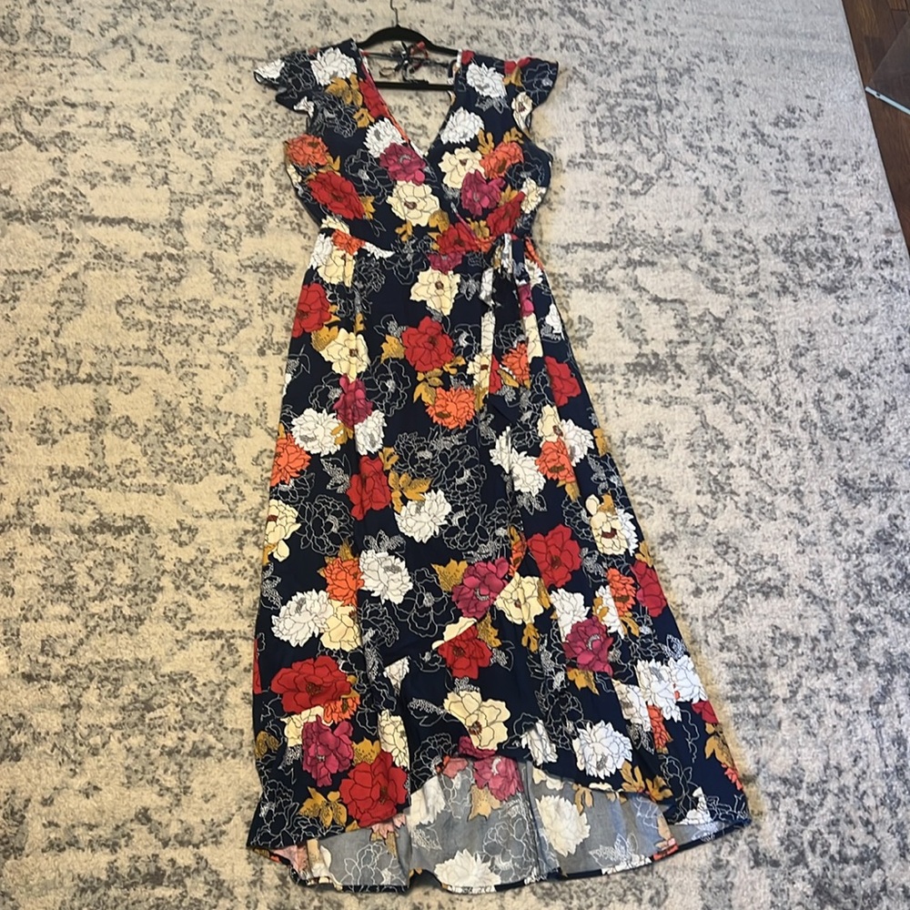 Band of the free faux wrap floral dress Size Large - Picture 3 of 6